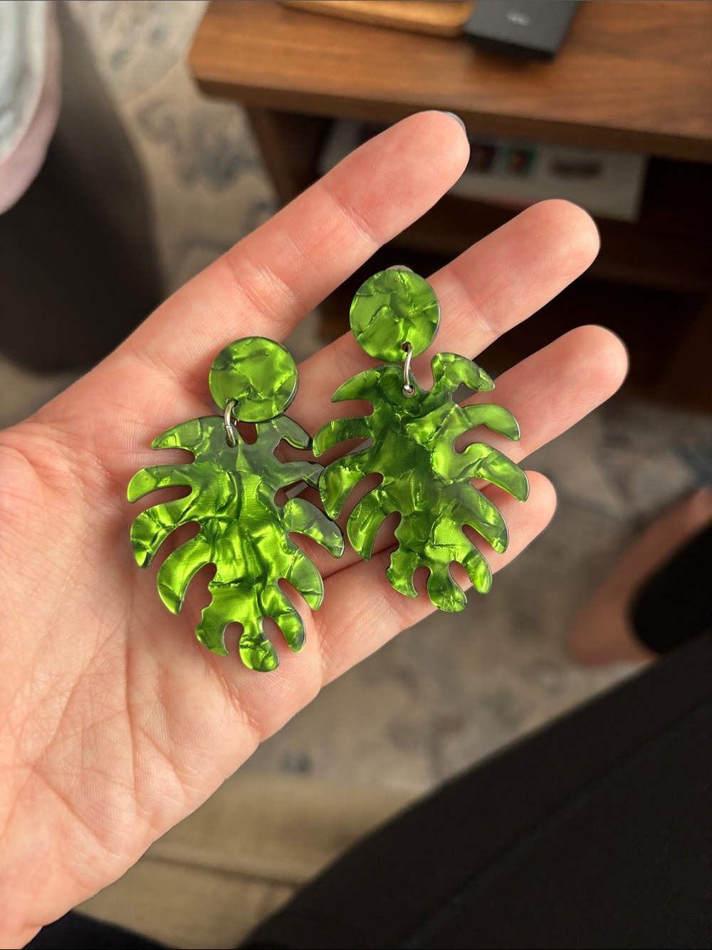 Green Monstera Leaf Drop Earrings - Women Jewelry